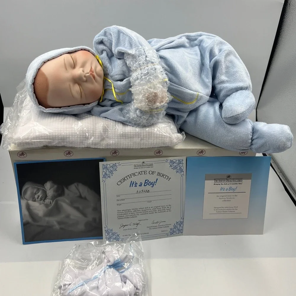 Ashton-Drake It's a Boy Nursery Newborns Porcelain Doll Joyce Wolf 5392FB Blue